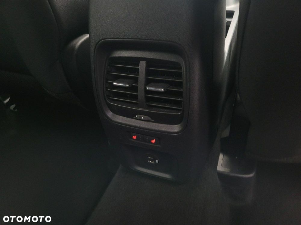 Ford Kuga - 18