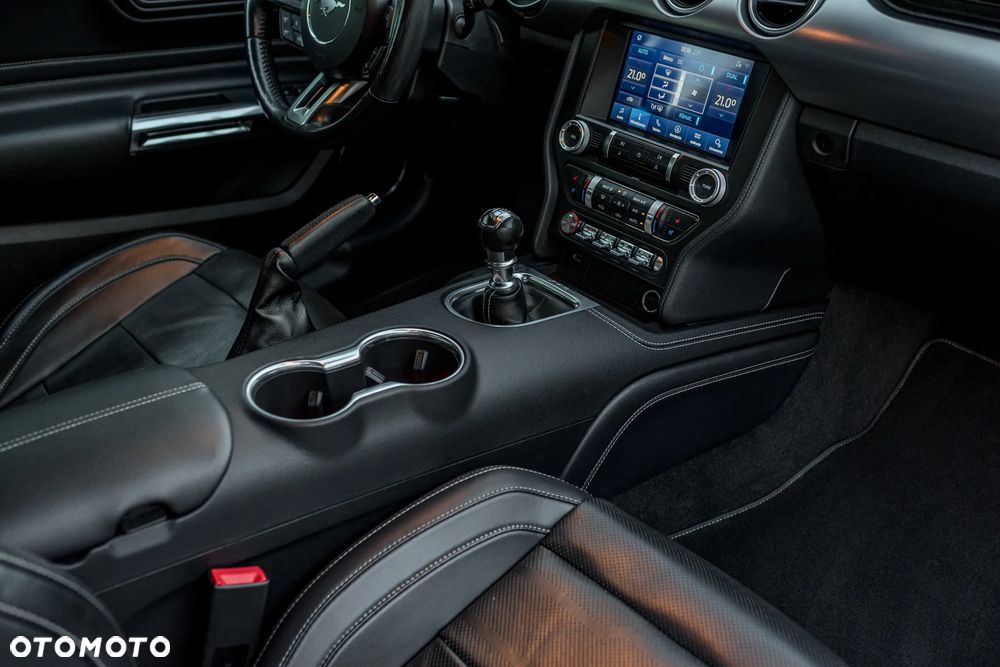 Ford Mustang 5.0 V8 GT - 22