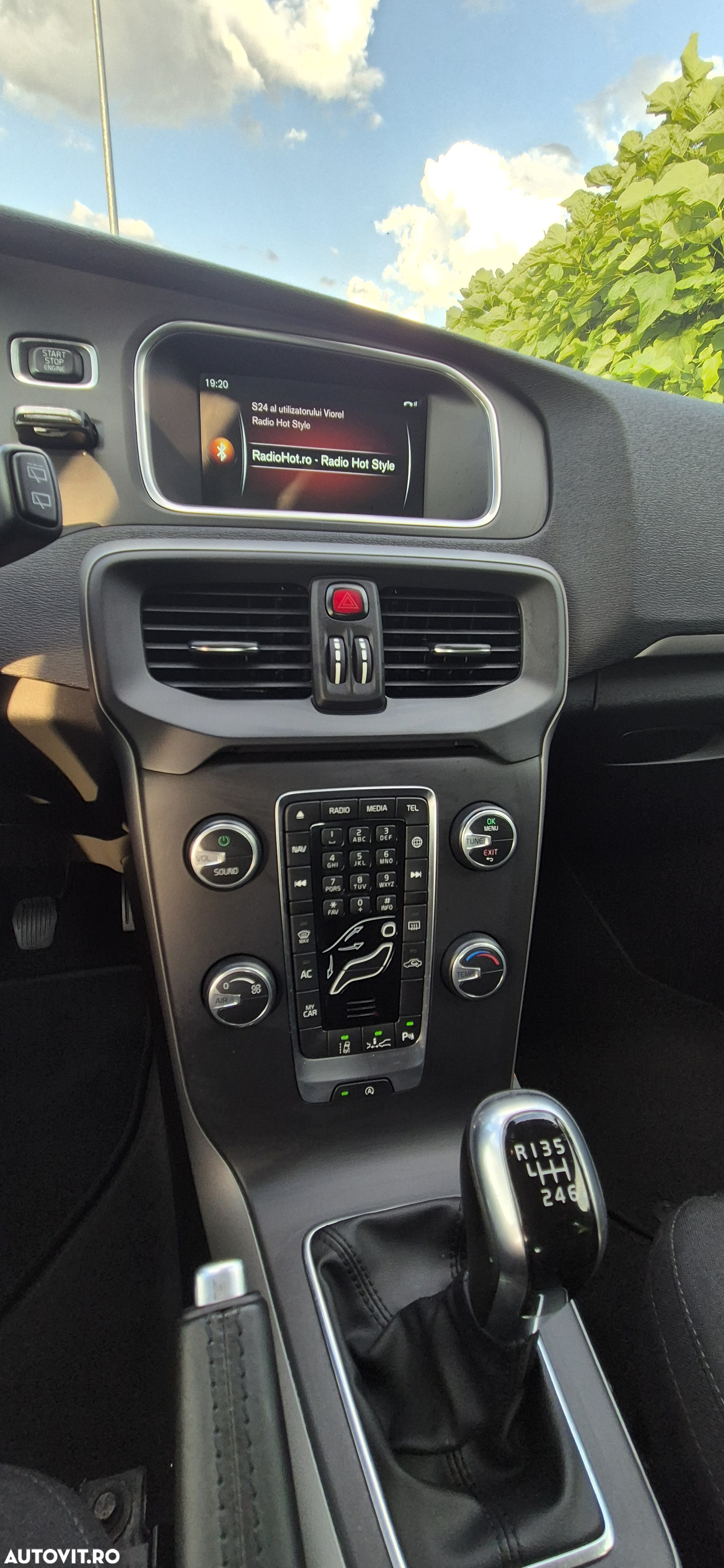 Volvo V40 D2 94g Kinetic - 18