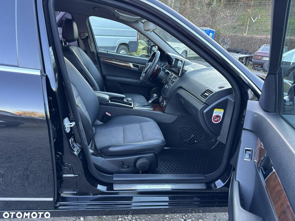 Mercedes-Benz Klasa C - 12