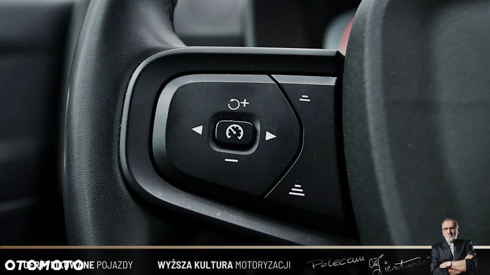 Volvo XC 40 T3 Momentum - 16