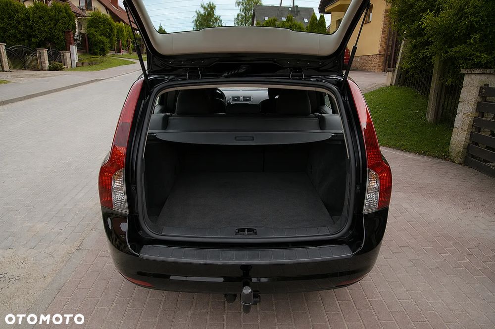 Volvo V50 1.6D DPF Momentum - 18