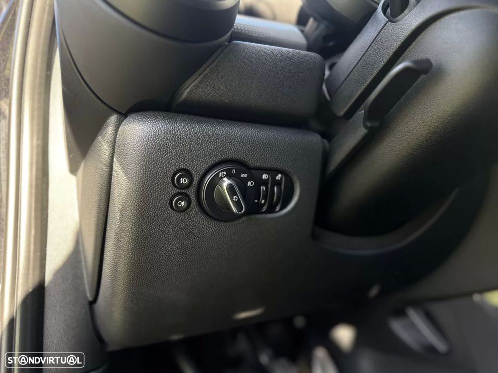 MINI 5 Portas Cooper D - 35