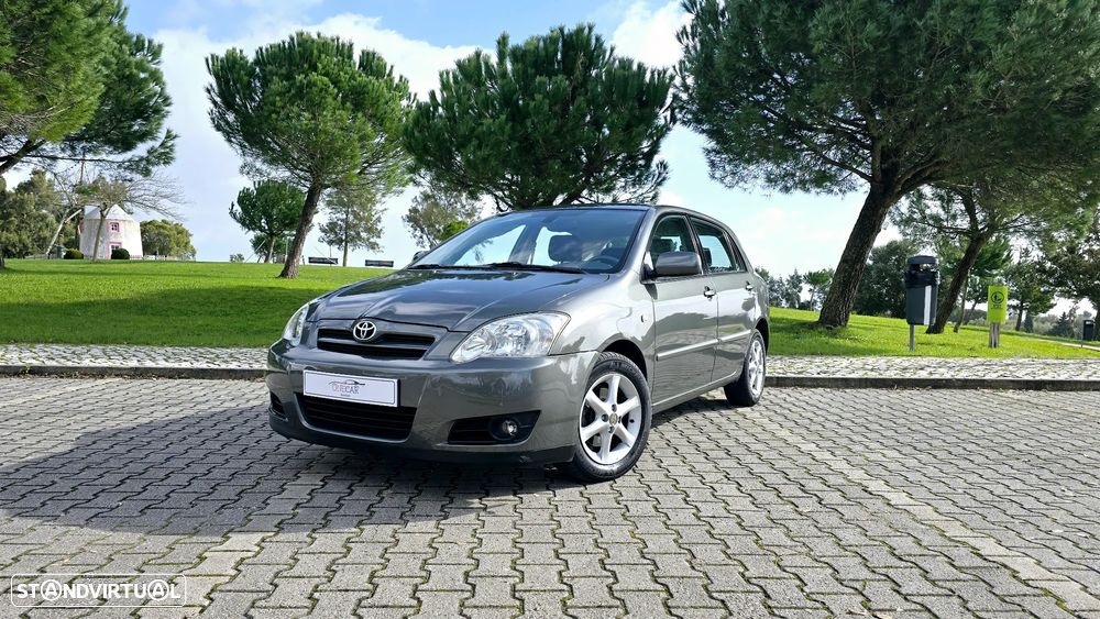 Toyota Corolla 1.4 D-4D Sol - 1