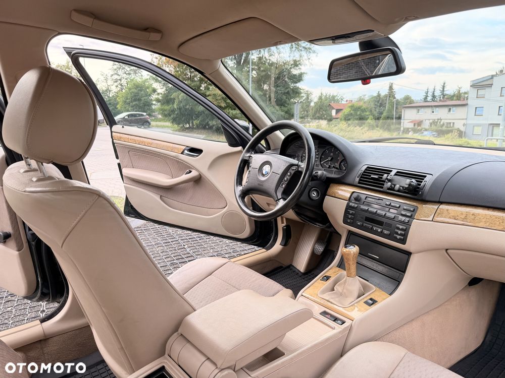 BMW Seria 3 320d - 26