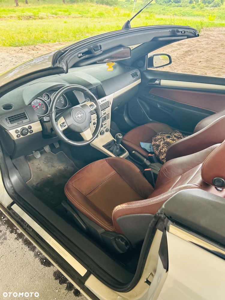 Opel Astra 1.6 Cosmo - 14
