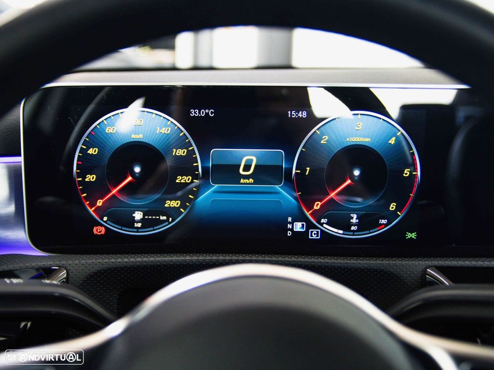 Mercedes-Benz A 180 Limousine d Progressive Aut. - 2