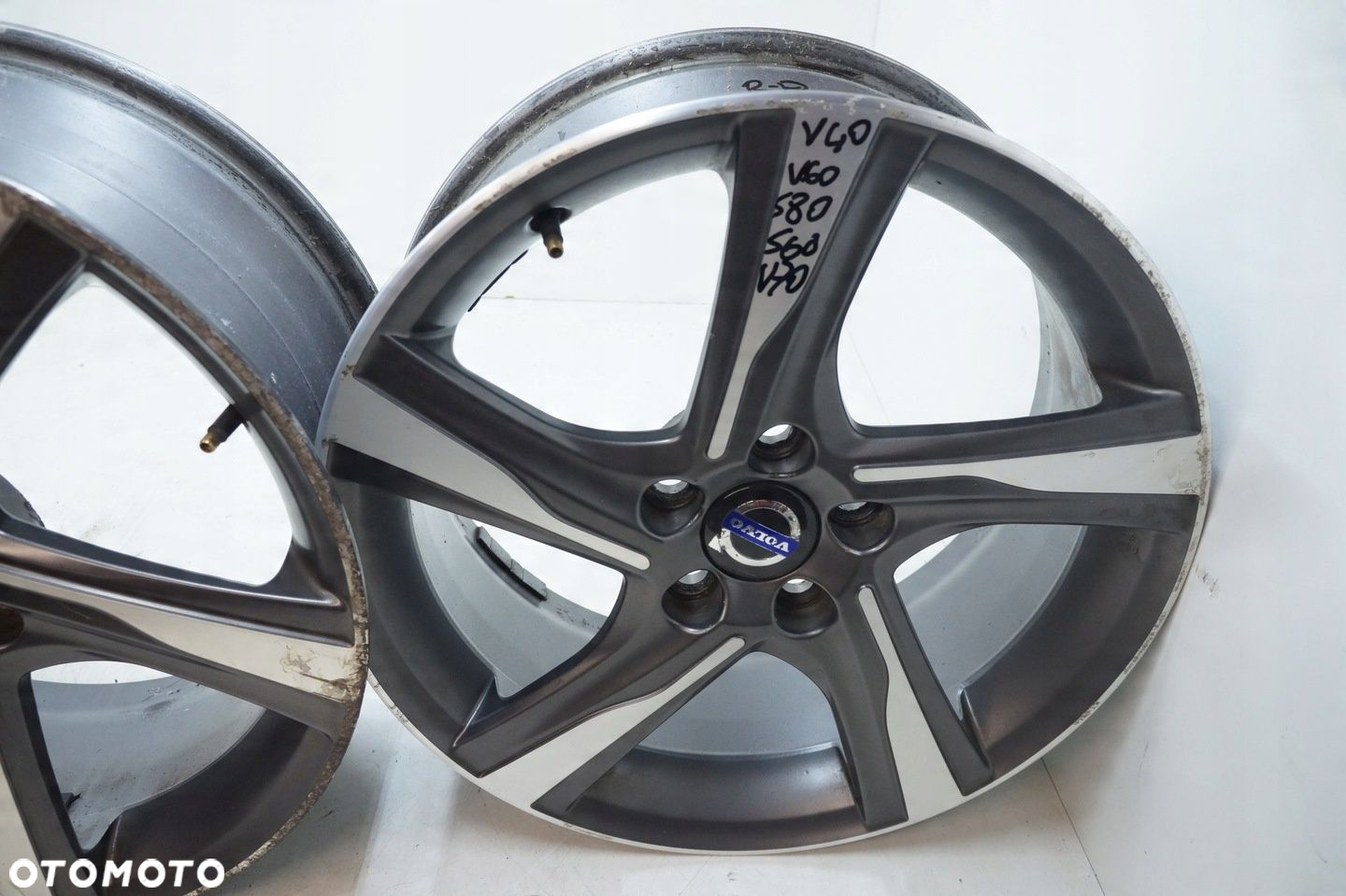 Felgi KOŁA Volvo S60 II V60 I S70 III S80 II 31423521 7.0" 17" 5x108 ET50 - 2