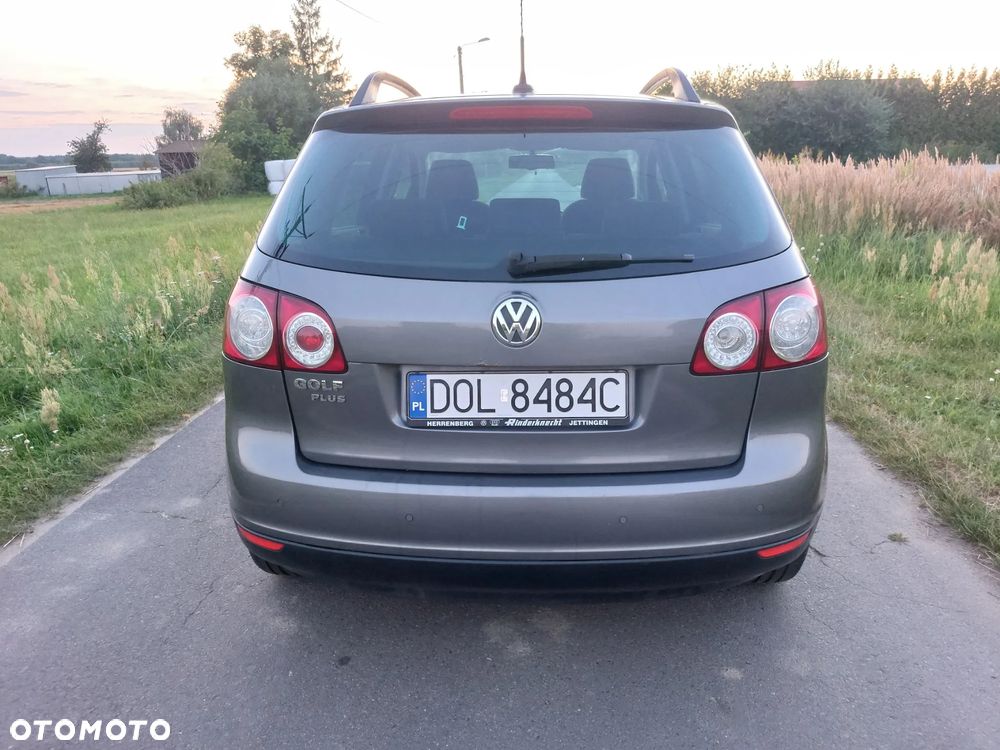 Volkswagen Golf Plus 1.9 TDI DPF United - 6