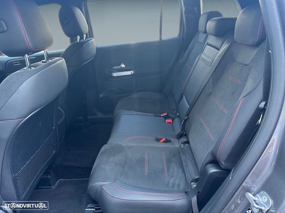 Mercedes-Benz GLB 200 d AMG Line - 12