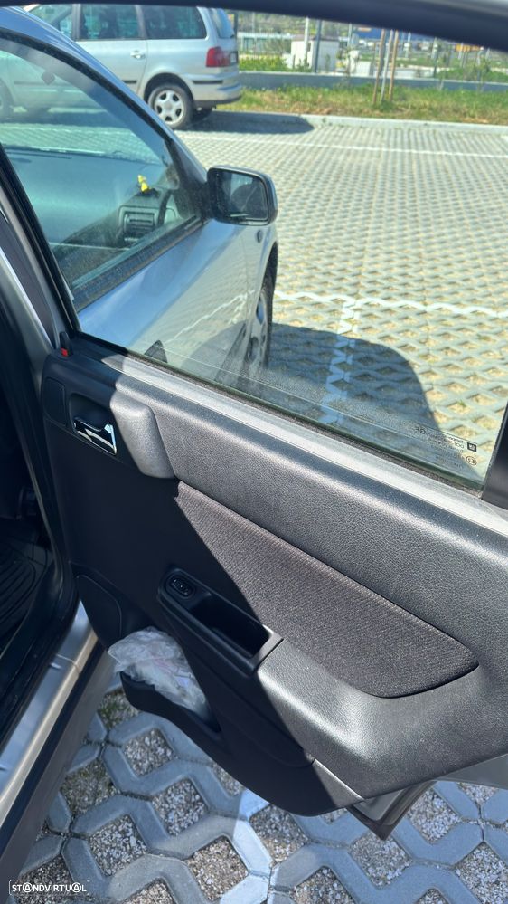 Opel Astra 1.4 100 - 9