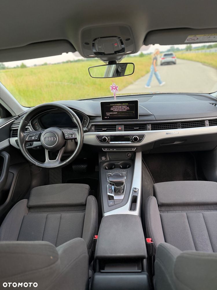 Audi A4 Avant - 8