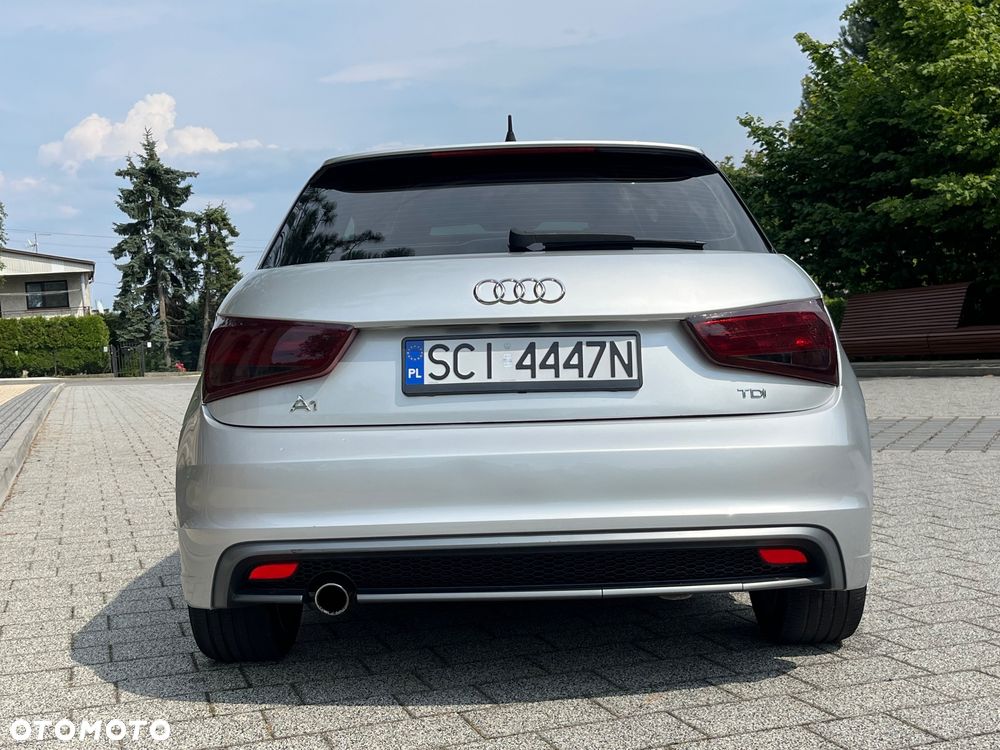 Audi A1 Sportback 1.6 TDI S line edition - 9