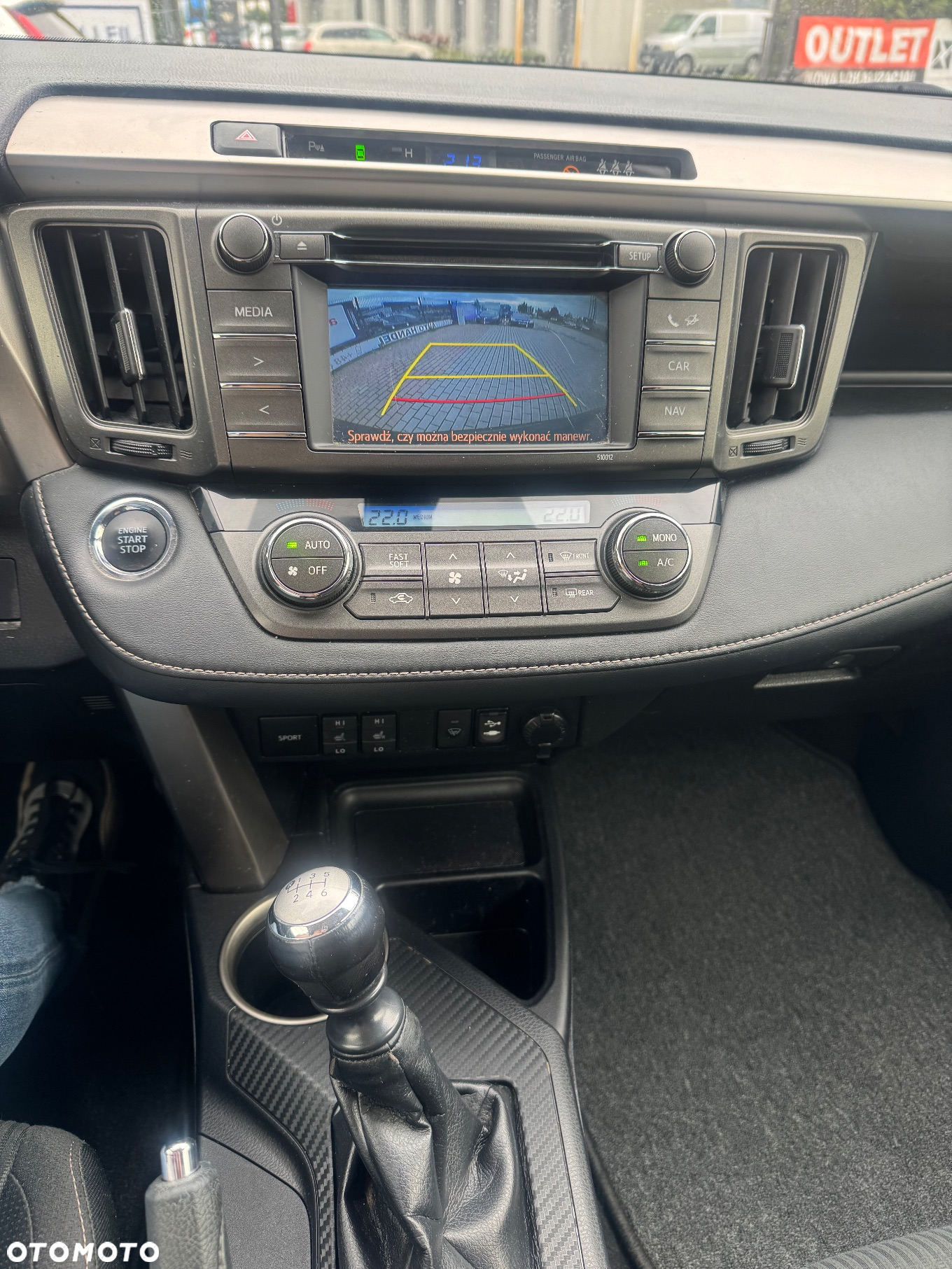 Toyota RAV4 - 8