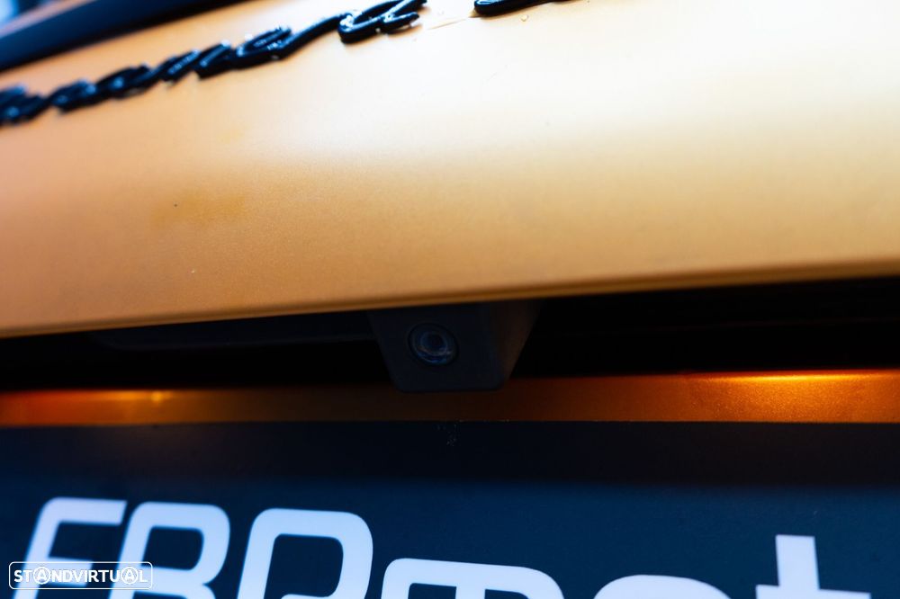 Porsche Panamera Turbo PDK - 23