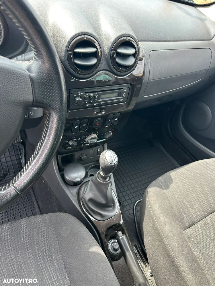 Dacia Duster 1.5 dCi 4x2 Ambiance - 8