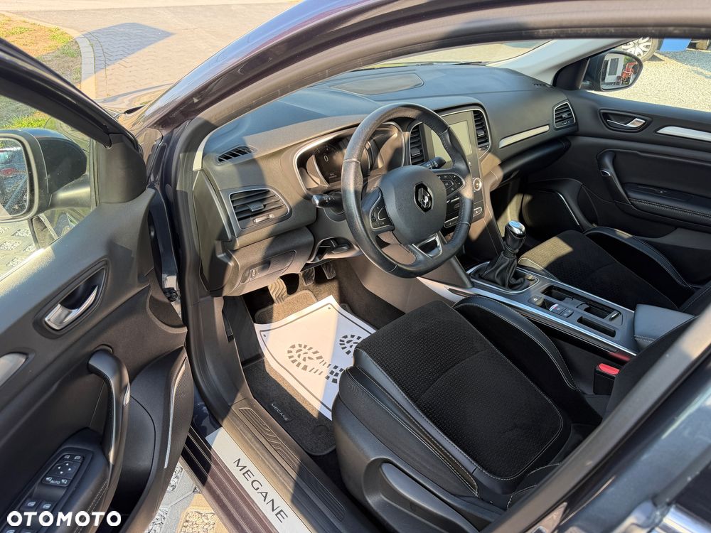 Renault Megane ENERGY TCe 130 LIMITED - 16