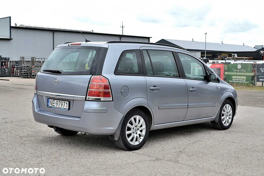 Opel Zafira - 5
