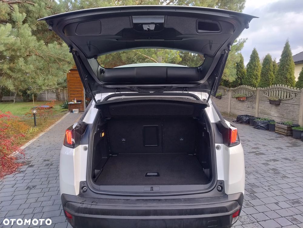 Peugeot 3008 1.5 BlueHDi Allure S&S - 10