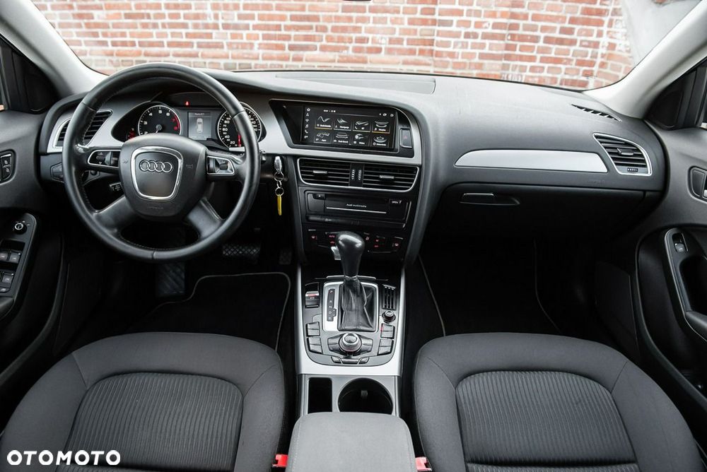 Audi A4 Avant - 5