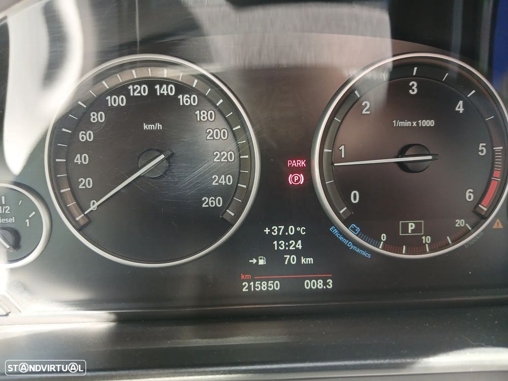 BMW 525 d xDrive Exclusive Auto - 37