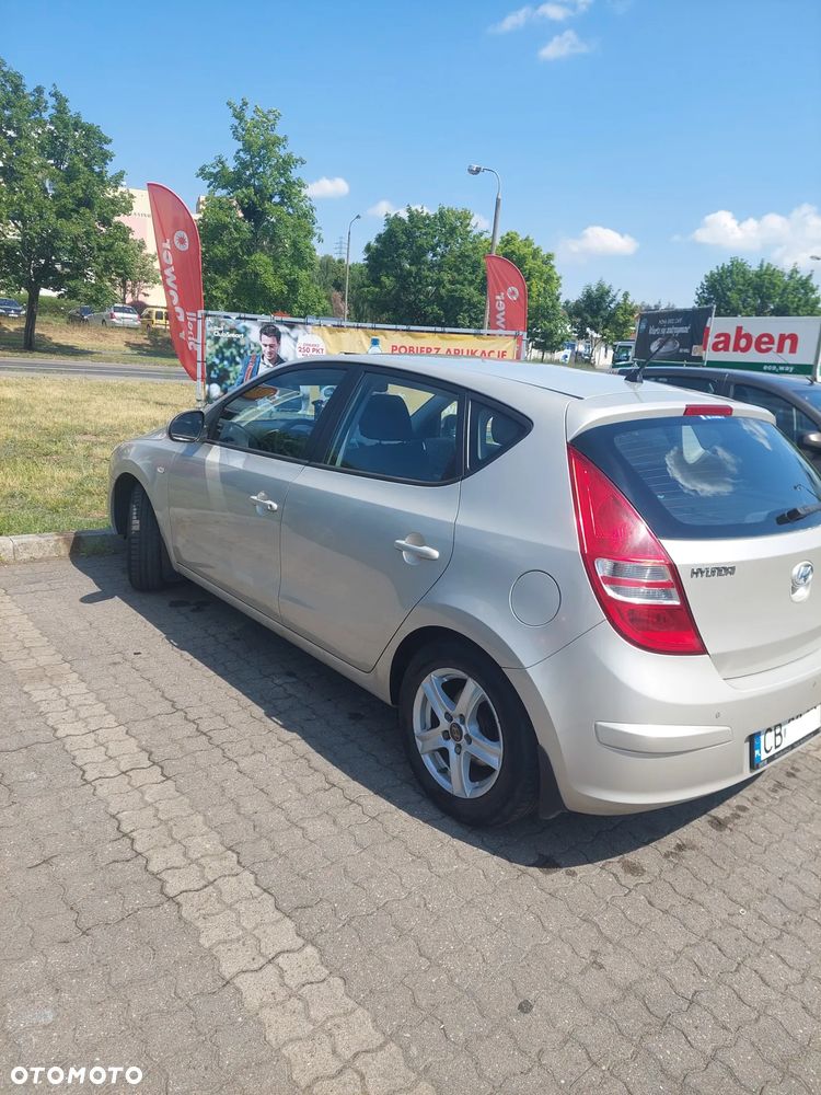 Hyundai i30 1.4 Comfort - 1