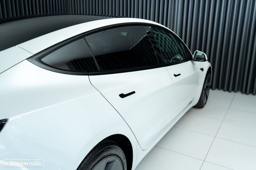 Tesla Model 3 Standard RWD - 3