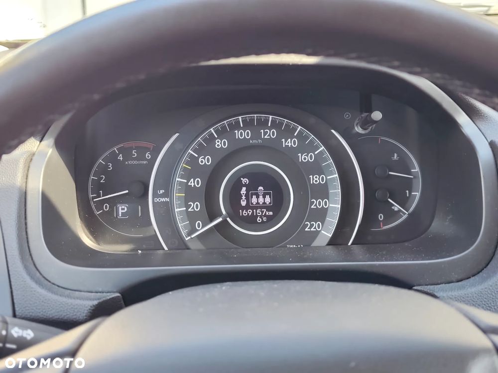 Honda CR-V - 9