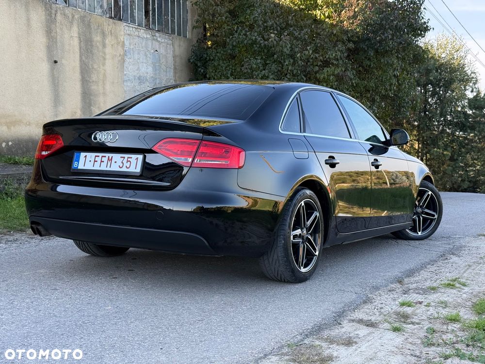 Audi A4 Limousine - 20