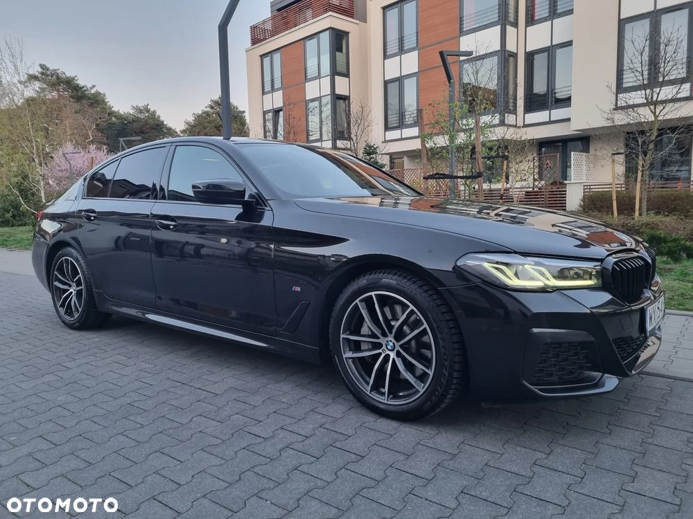 BMW Seria 5 530i xDrive mHEV M Sport sport - 8