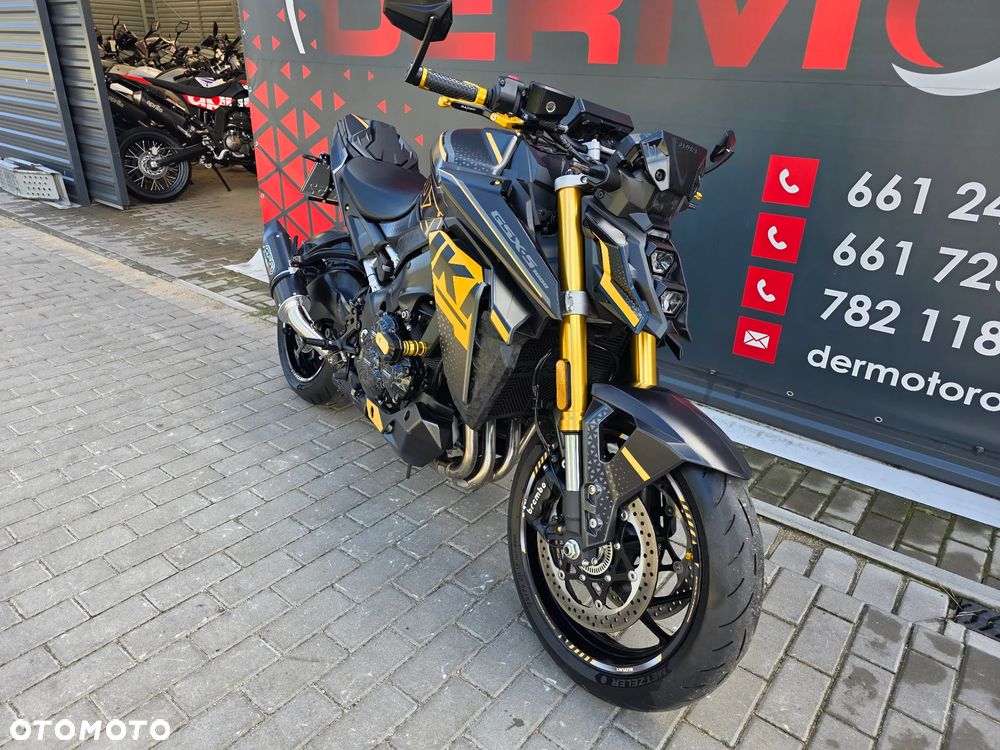 Suzuki GSX - 36