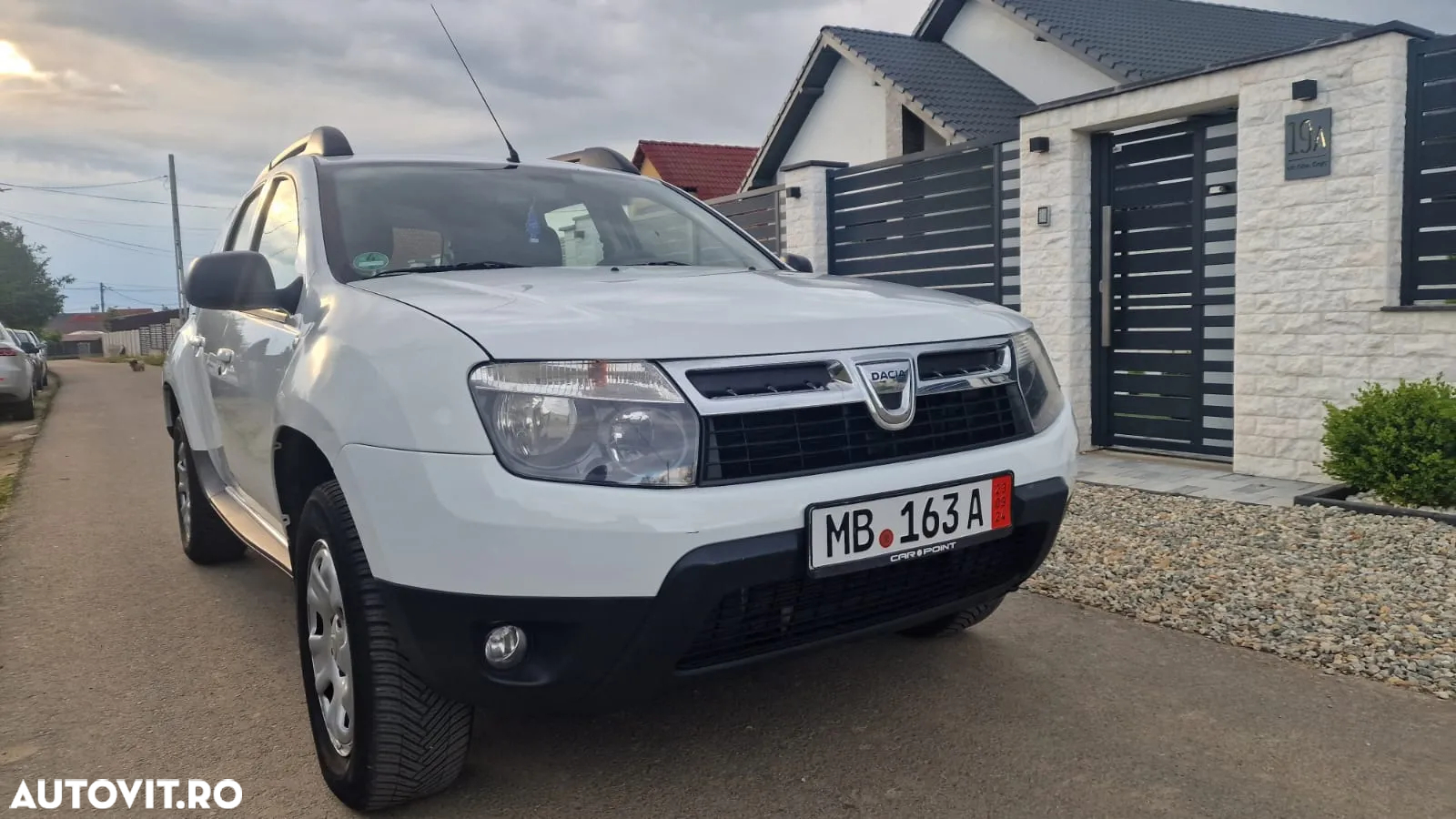 Dacia Duster 1.6 4x4 Ambiance - 6