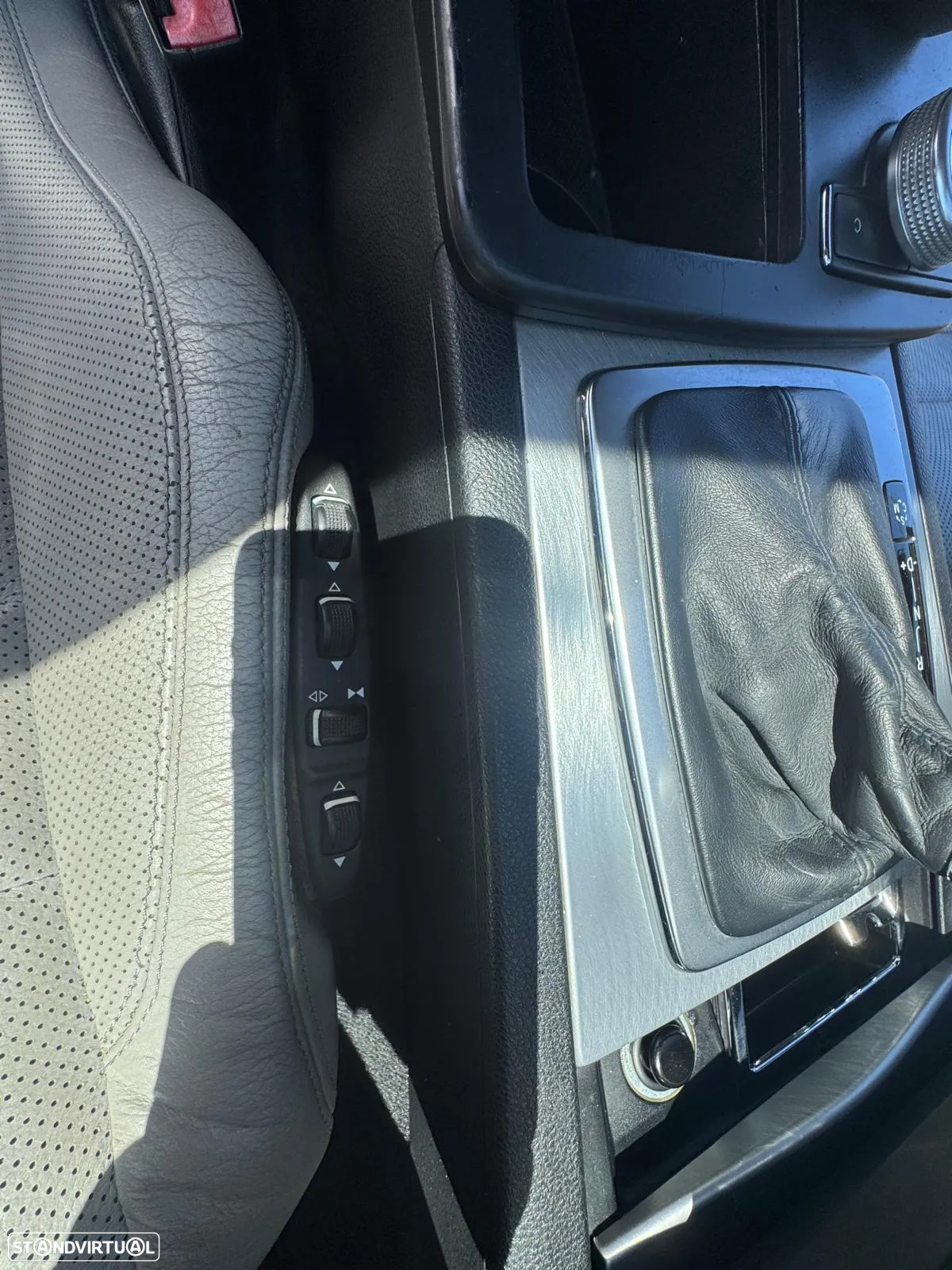 Mercedes-Benz E 250 CDi Elegance BlueEfficiency Auto - 32