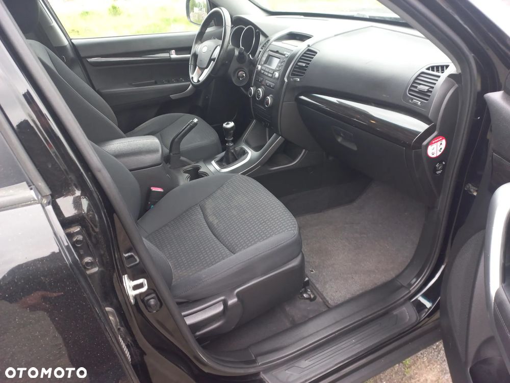 Kia Sorento 2.4 CVVT Attract - 11