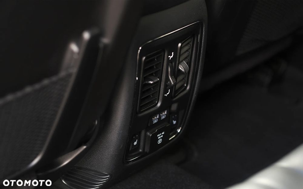 Jeep Grand Cherokee 5.7 V8 HEMI 4WD Automatik Summit - 21