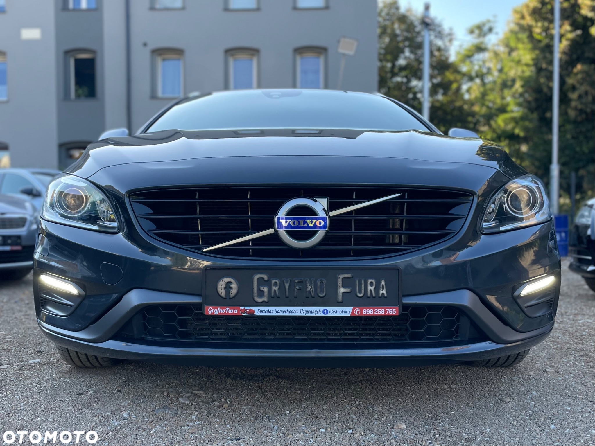 Volvo V60 D3 AWD R-Design - 5