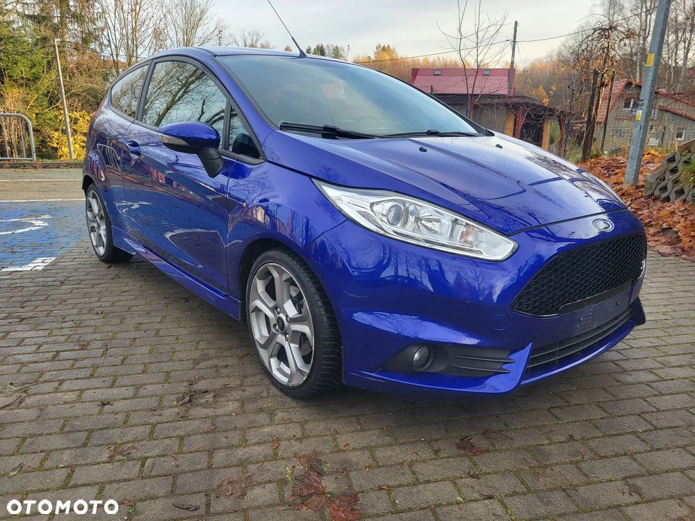 Ford Fiesta 1.6 EcoBoost ST - 6