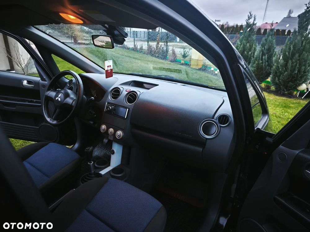 Mitsubishi Colt 1.3 Motion Plus - 16