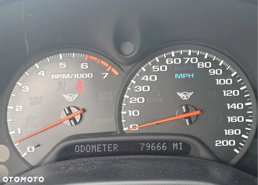 Chevrolet Corvette 5.7 - 9