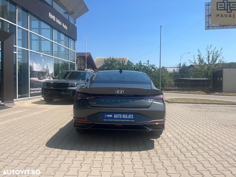 Hyundai Elantra 1.6 l 123 CP CVT Exclusive Navi - 5