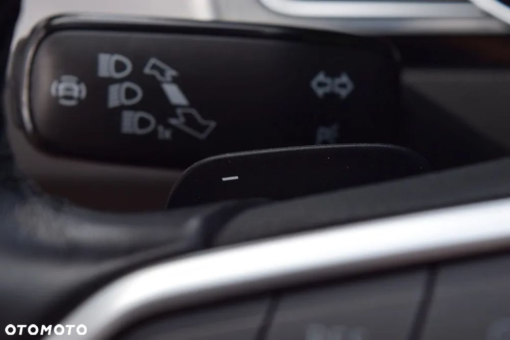 Volkswagen Passat 2.0 TDI BMT Comfortline DSG - 22