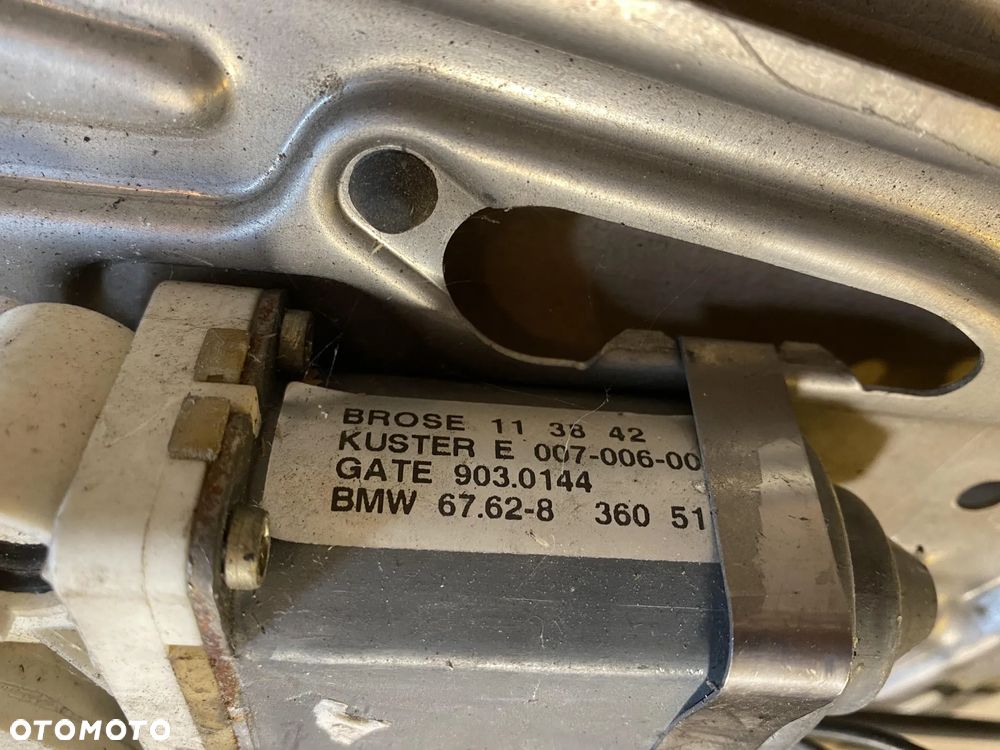 Podnośnik szyby BMW 5 E39 lewy przód OE - 4
