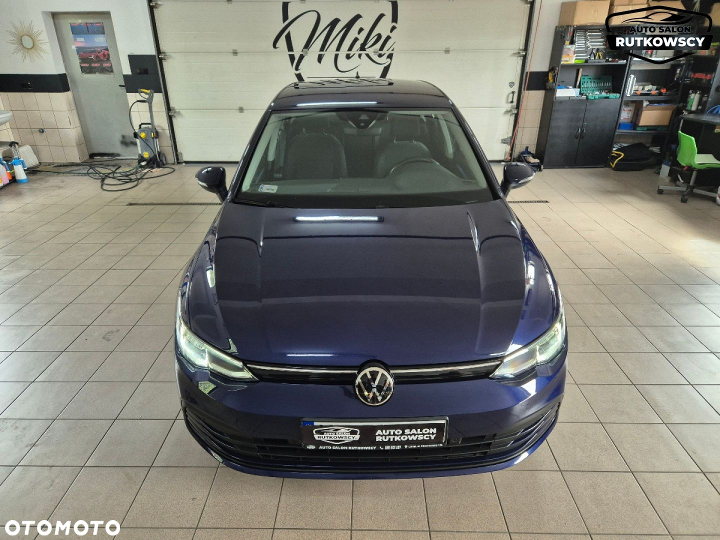 Volkswagen Golf - 2
