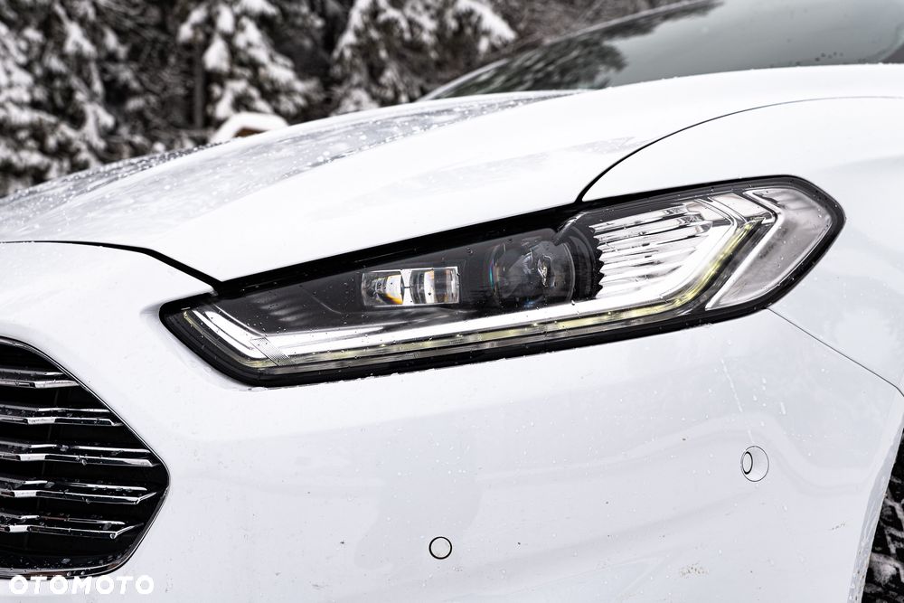 Ford Mondeo 2.0 TDCi Titanium PowerShift - 4