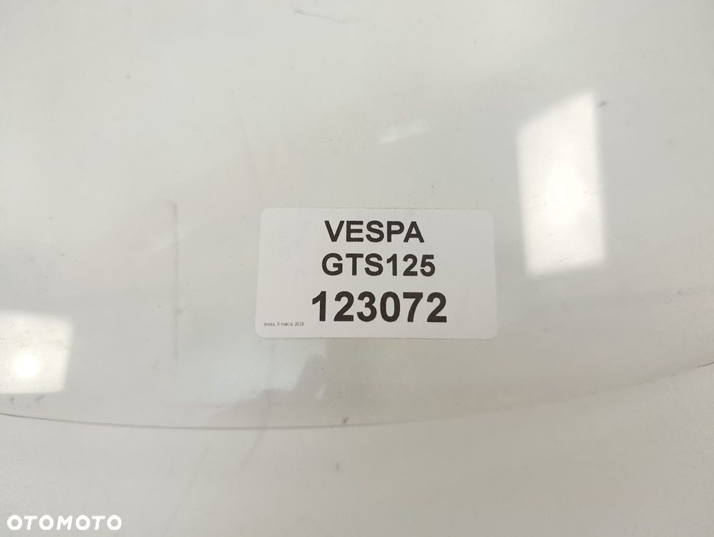 PIAGGIO VESPA GTS 125 SZYBA - 6