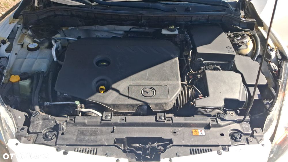 Mazda 3 1.6 CD Exclusive + - 12