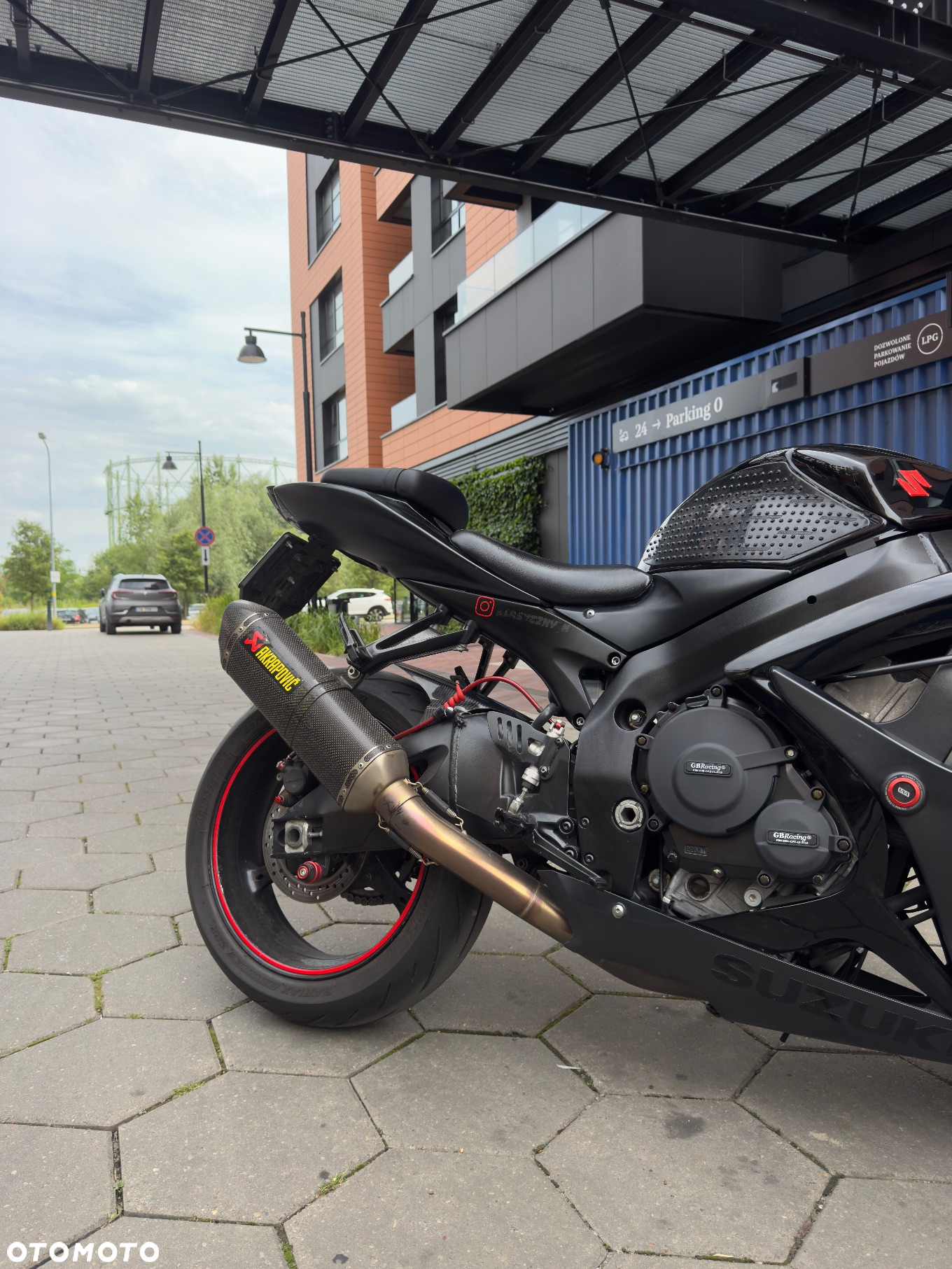 Suzuki GSX-R - 4