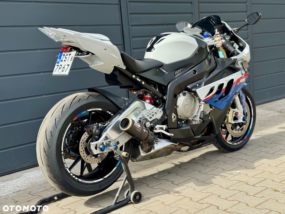 BMW S - 26