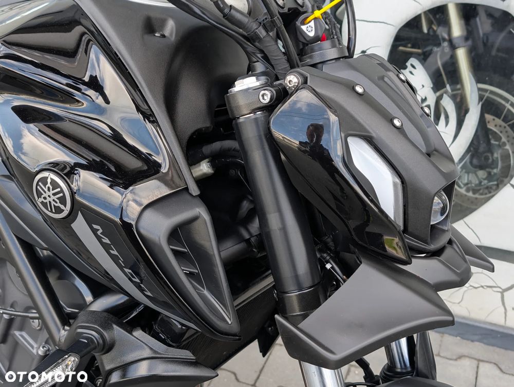 Yamaha MT - 15