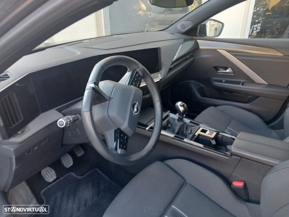 Opel Astra Sports Tourer 1.2 T GS - 16
